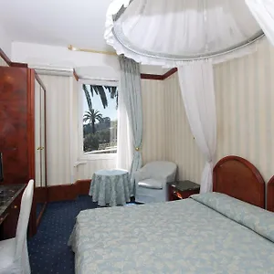 Miro' 3*, Rapallo Italia